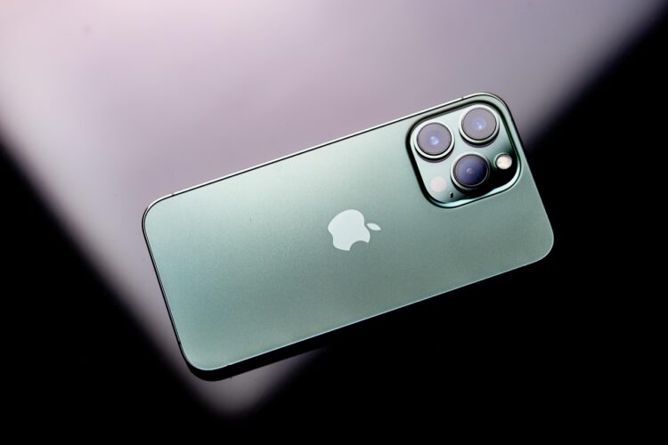 Apple, Samsung, Xiaomi, Huawei... : quel smartphone choisir selon son usage ?
